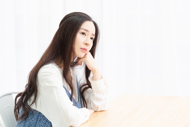 ブラックトライアングルって何 矯正治療のリスクの一つ ブラックトライアングルについて解説します ブライフ矯正歯科